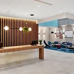 Hilton Garden Old Town 4*