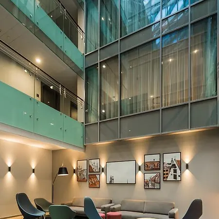 Ξενοδοχείο Hilton Garden Old Town 4*