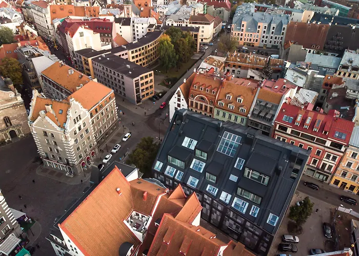 Hilton Garden Old Town 4*