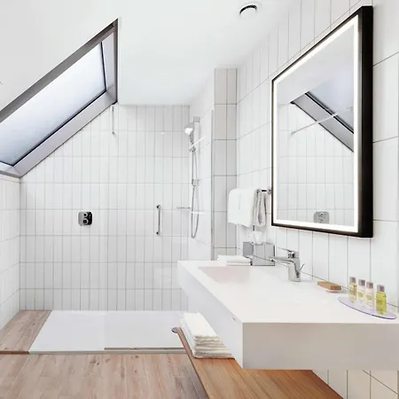 Hilton Garden Old Town 4* Riga