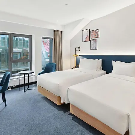 Hilton Garden Old Town Szálloda 4*