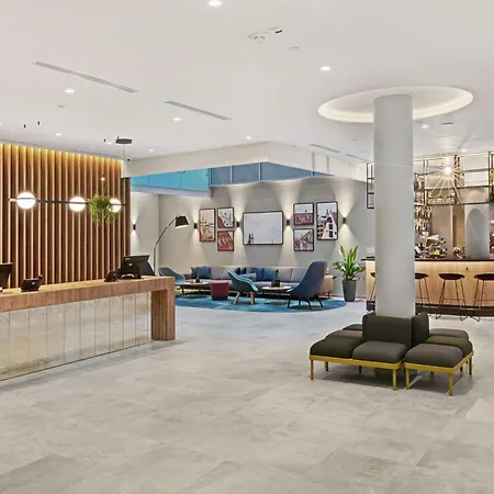Hilton Garden Old Town Otel