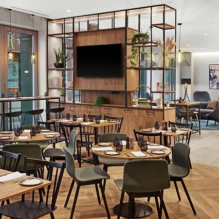 Otel Hilton Garden Old Town