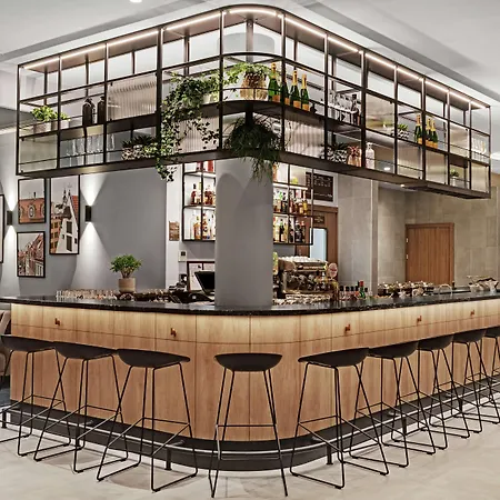 Hilton Garden Old Town 4* Riga