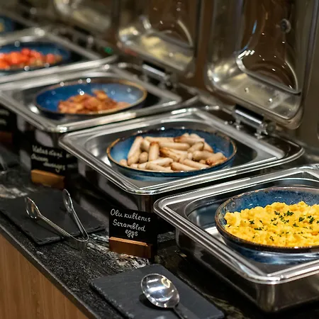 Hilton Garden Old Town فندق ريغا