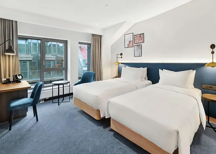 Hilton Garden Old Town Hotel 4*