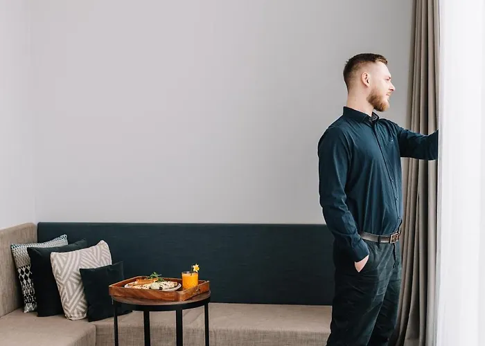 Hilton Garden Old Town 4*