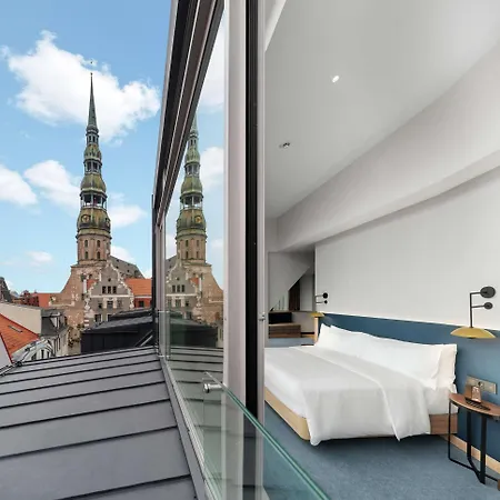 Hilton Garden Old Town ホテル