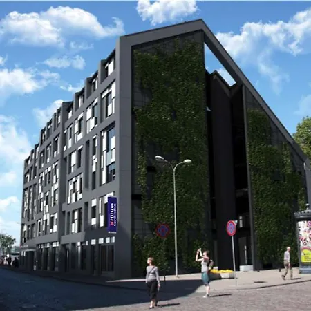 Hilton Garden Old Town 4*